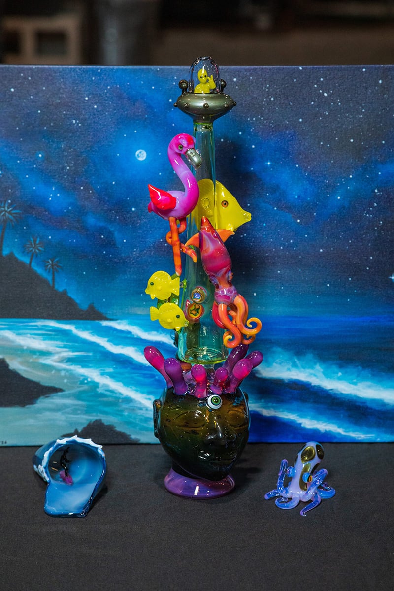 BurtoniGlass2