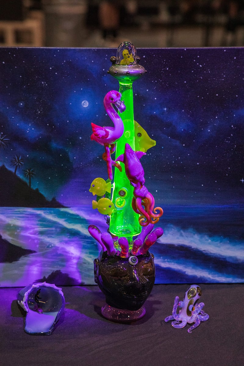 BurtoniGlass3