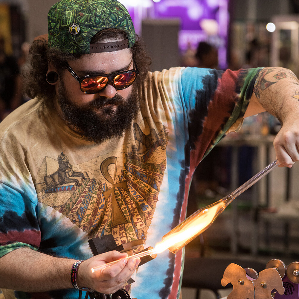 Guido Glass Live GLass Blowing